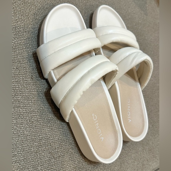 Vionic Beige Mayla Sandals - Picture 2 of 12